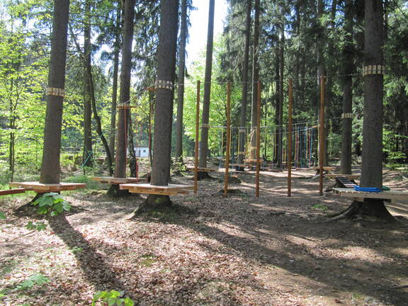 Nízký lanový park